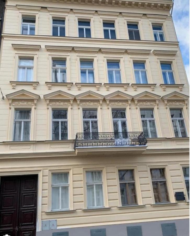 Gallys Apartment Lounge Praga Exterior foto